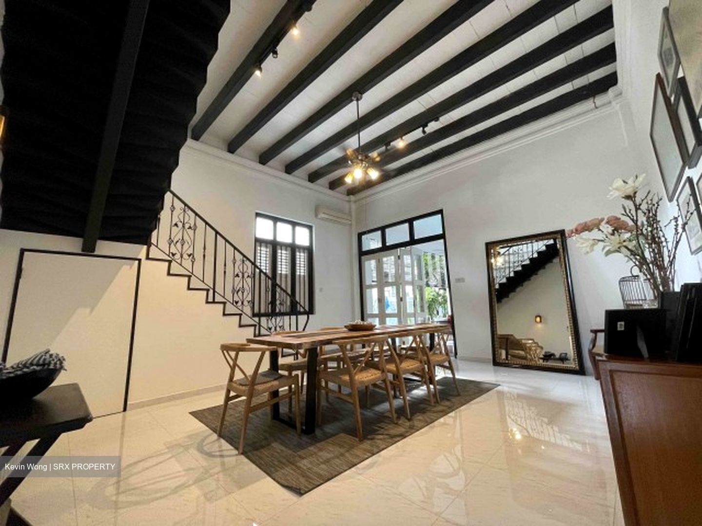 Upper East Coast Road (D15), Terrace #632107011